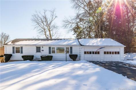 140 Deepwood Road Naugatuck CT 06770