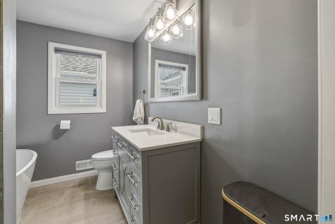 144 Colonial Street West Hartford CT 06110