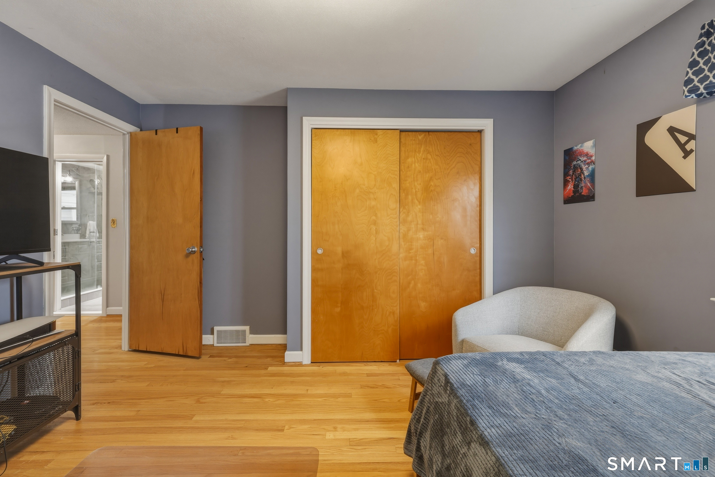 144 Colonial Street West Hartford CT 06110