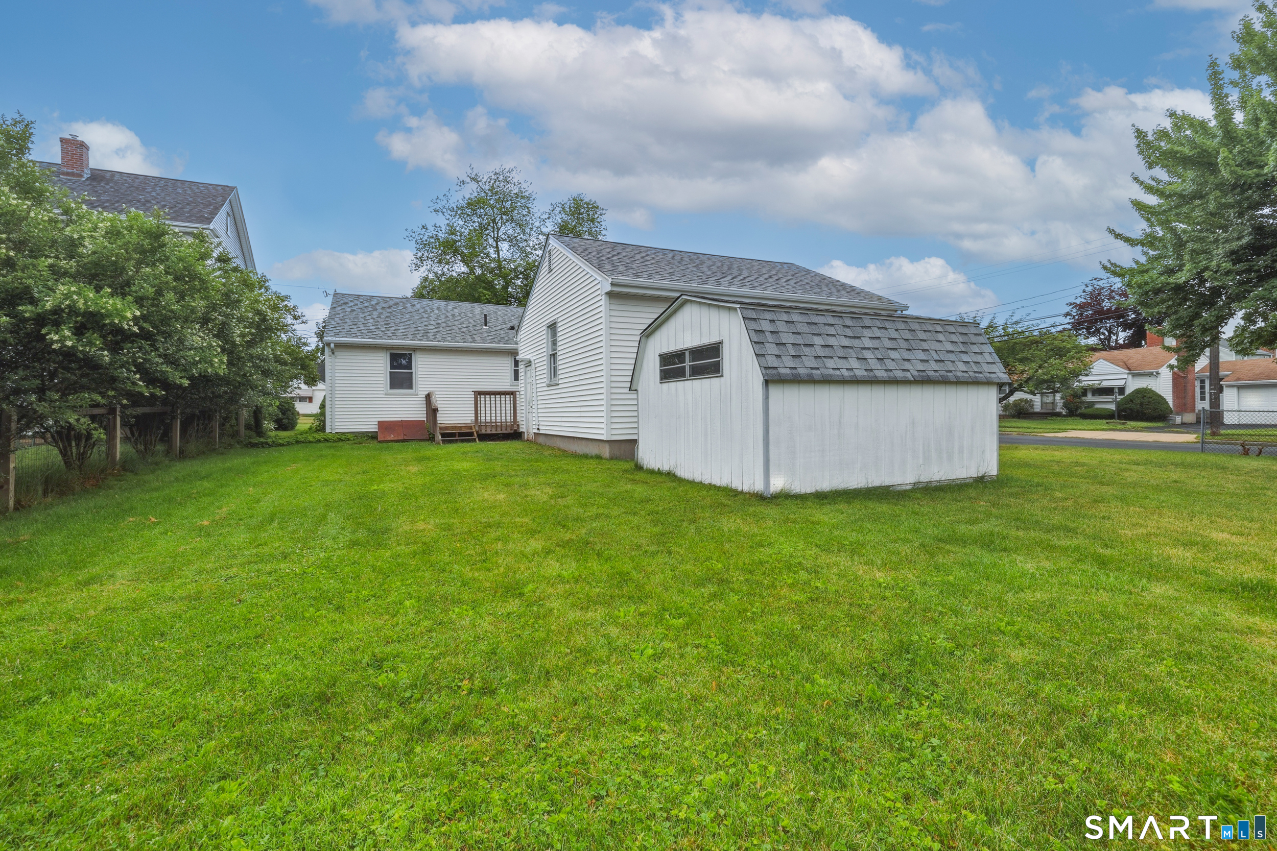 144 Colonial Street West Hartford CT 06110