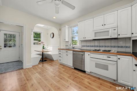 244 Stratfield Road Fairfield CT 06825
