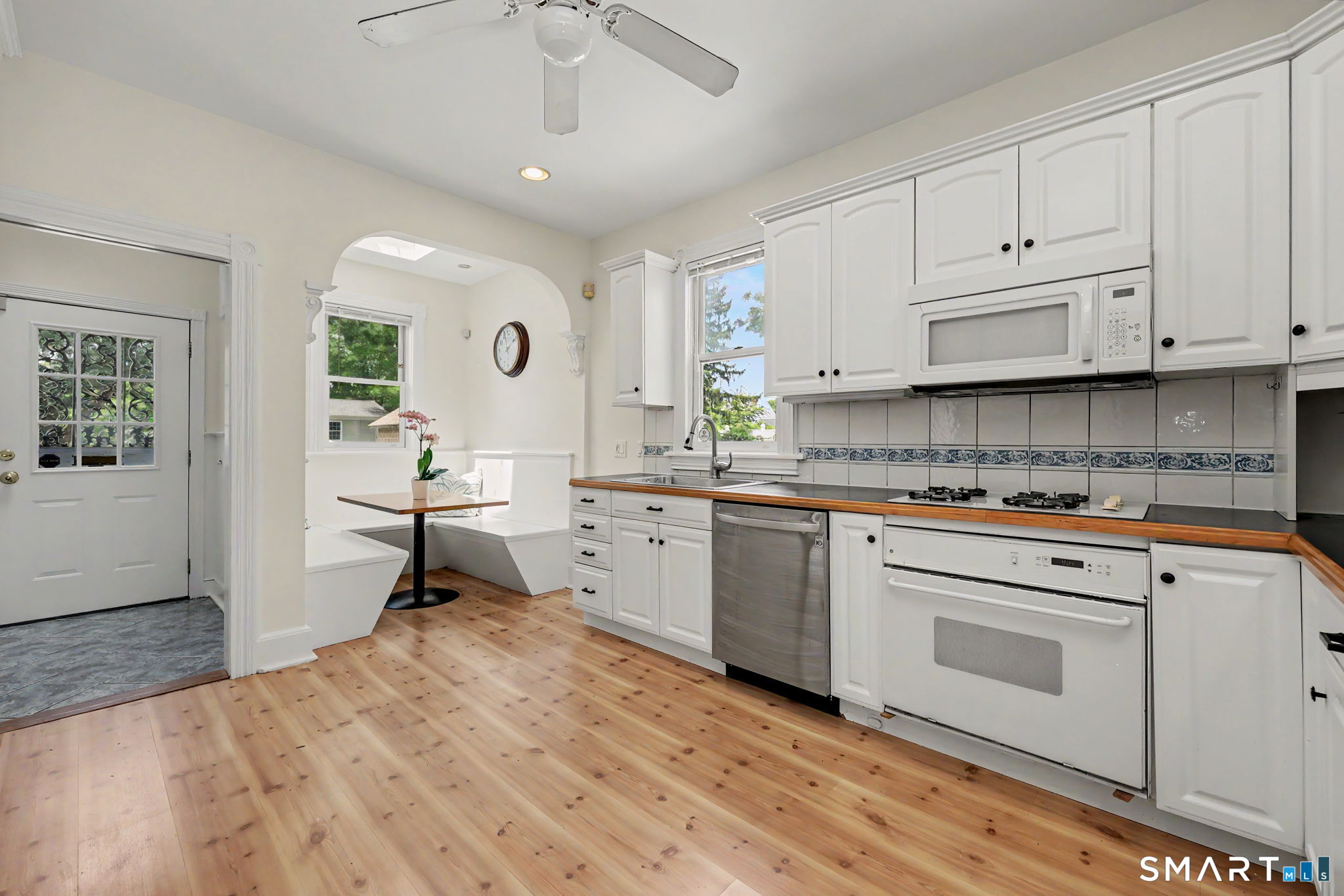 244 Stratfield Road Fairfield CT 06825