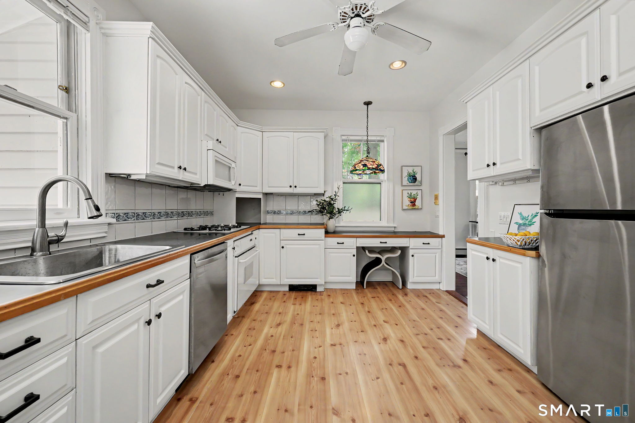 244 Stratfield Road Fairfield CT 06825