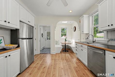 244 Stratfield Road Fairfield CT 06825