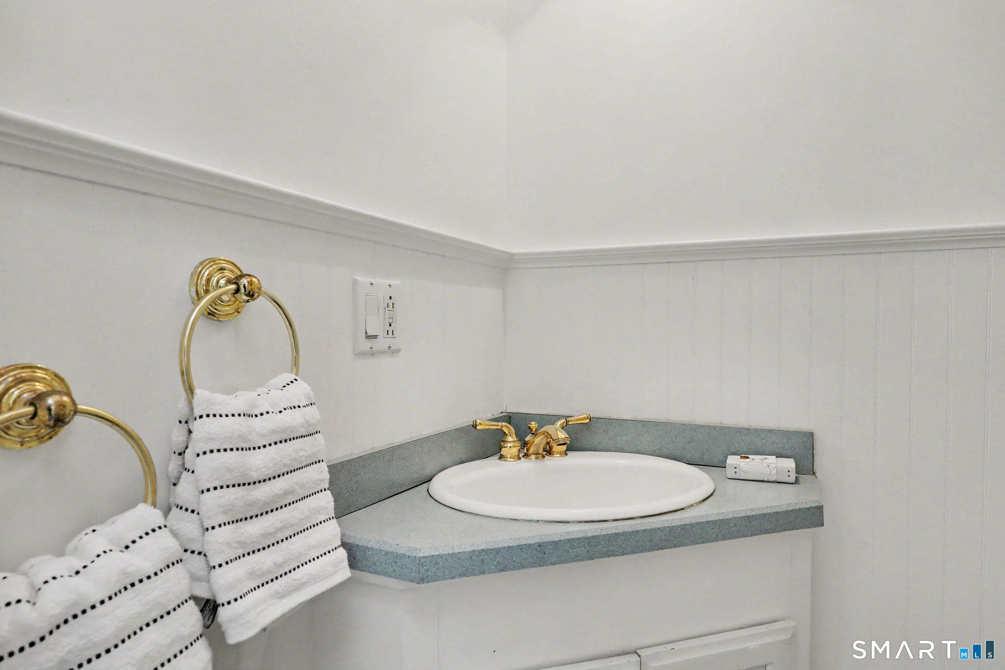 244 Stratfield Road Fairfield CT 06825