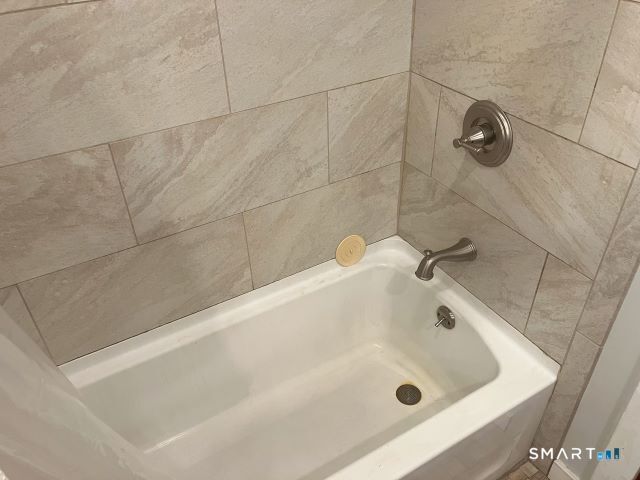 14 Apple Tree Lane Woodbridge CT 06525
