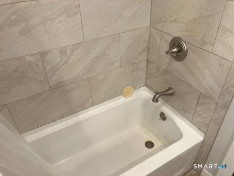 14 Apple Tree Lane Woodbridge CT 06525