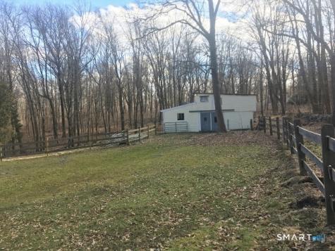 14 Apple Tree Lane Woodbridge CT 06525