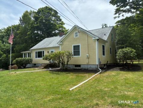 14 Apple Tree Lane Woodbridge CT 06525