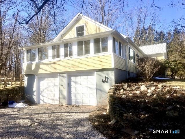 14 Apple Tree Lane Woodbridge CT 06525