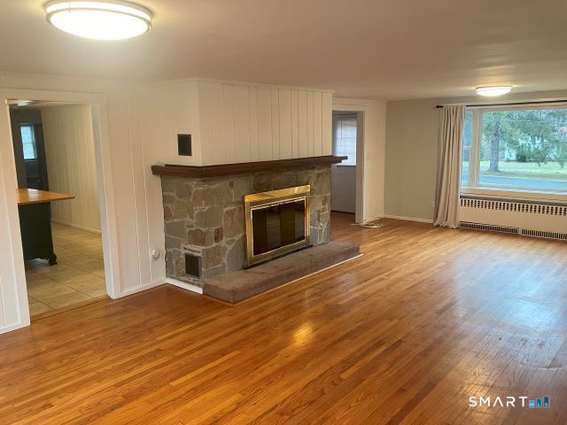 14 Apple Tree Lane Woodbridge CT 06525
