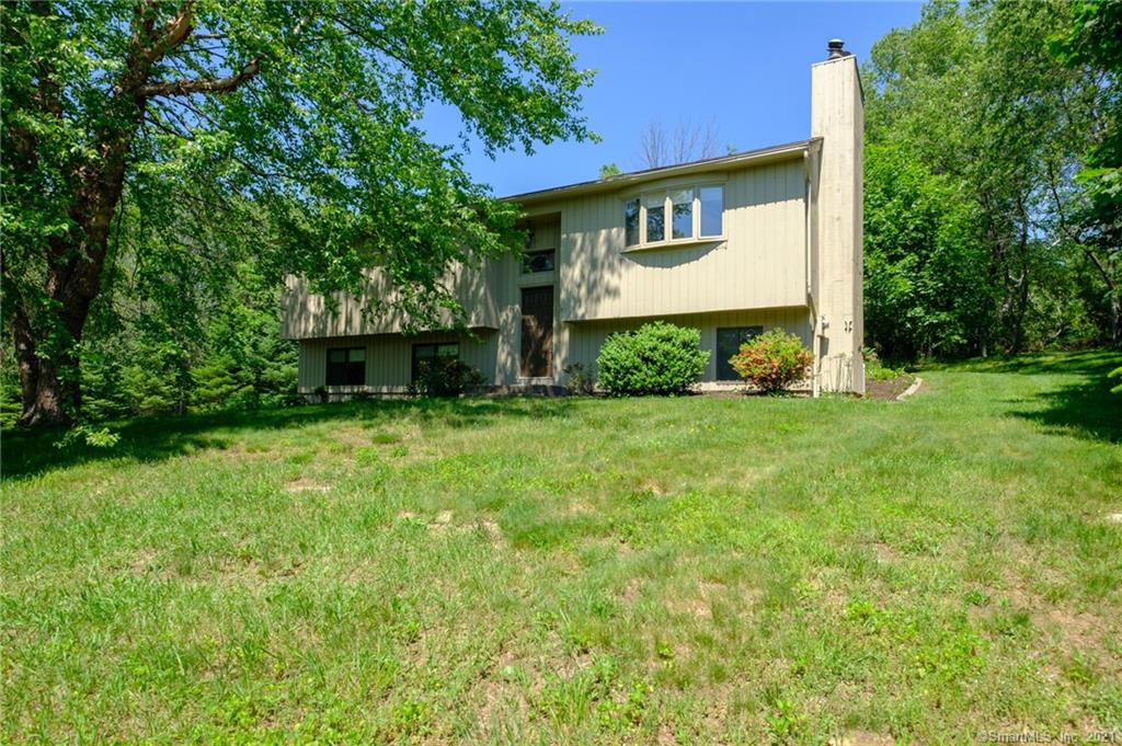 30 Duane Lane Burlington CT 06013
