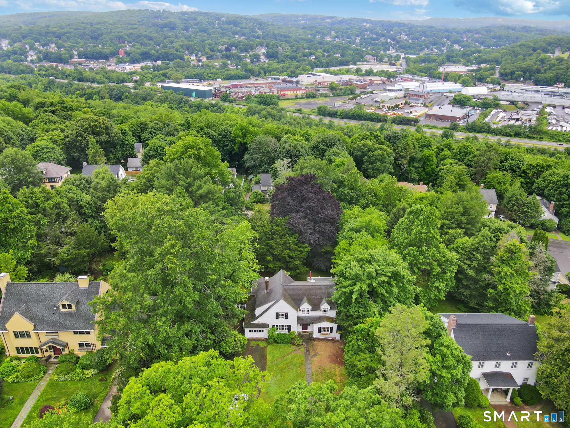 571 Willow Street Waterbury CT 06710