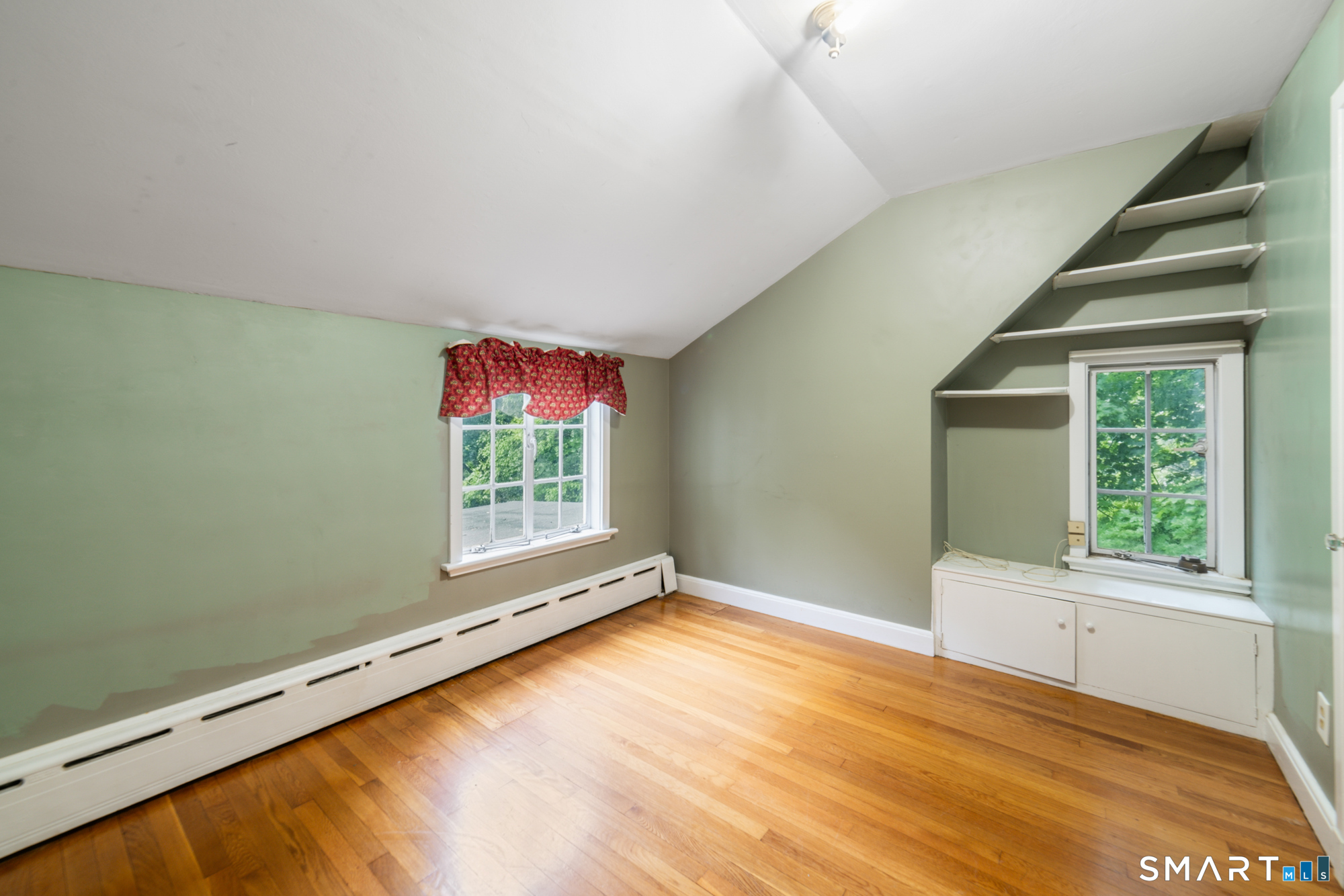 571 Willow Street Waterbury CT 06710
