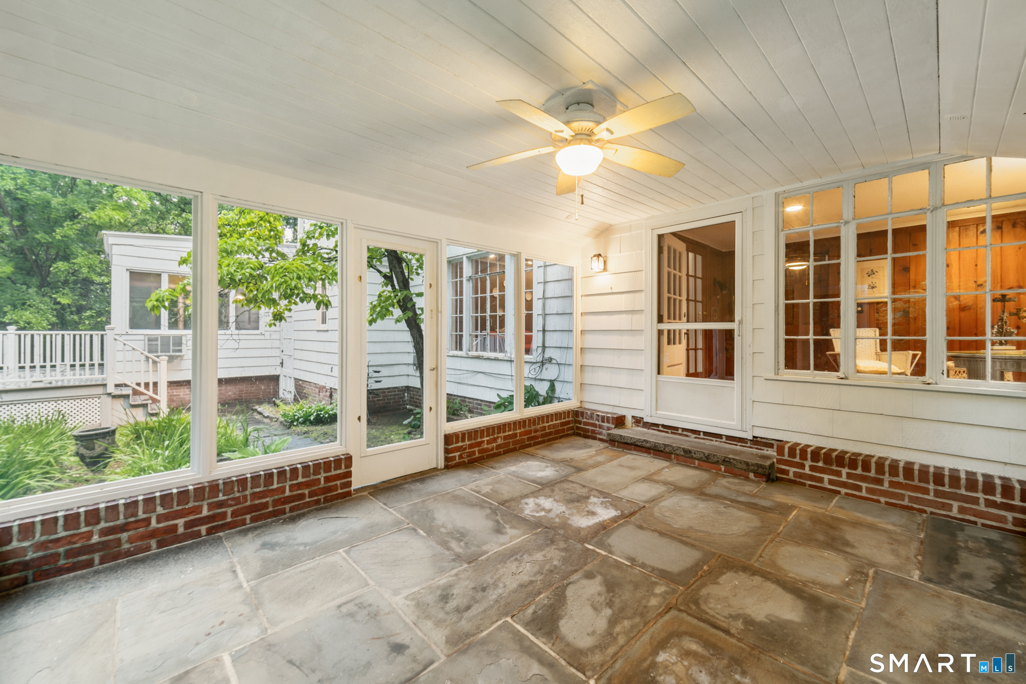 571 Willow Street Waterbury CT 06710