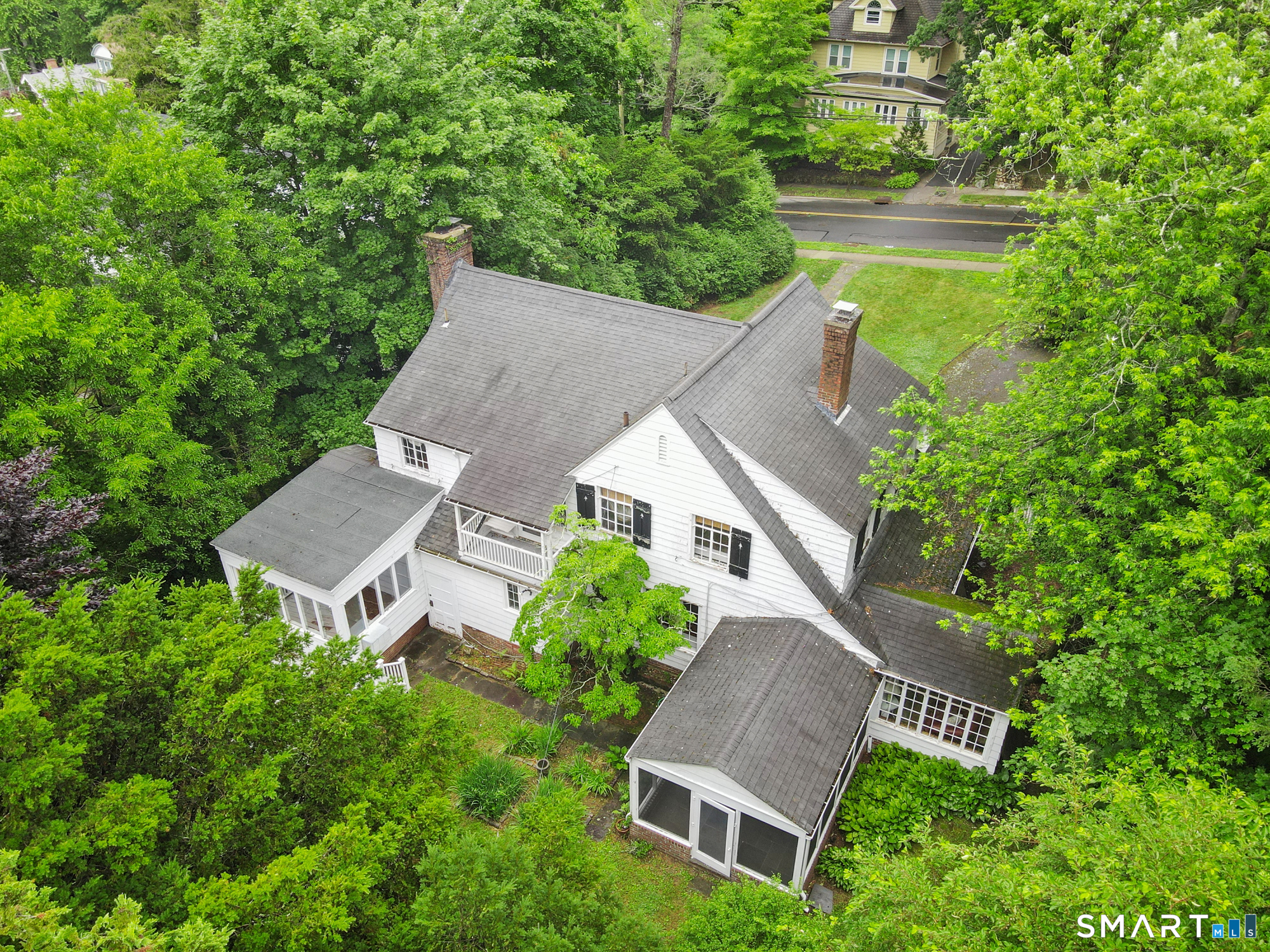571 Willow Street Waterbury CT 06710