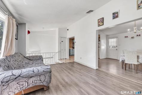 7 Genesee Street East Haven CT 06512