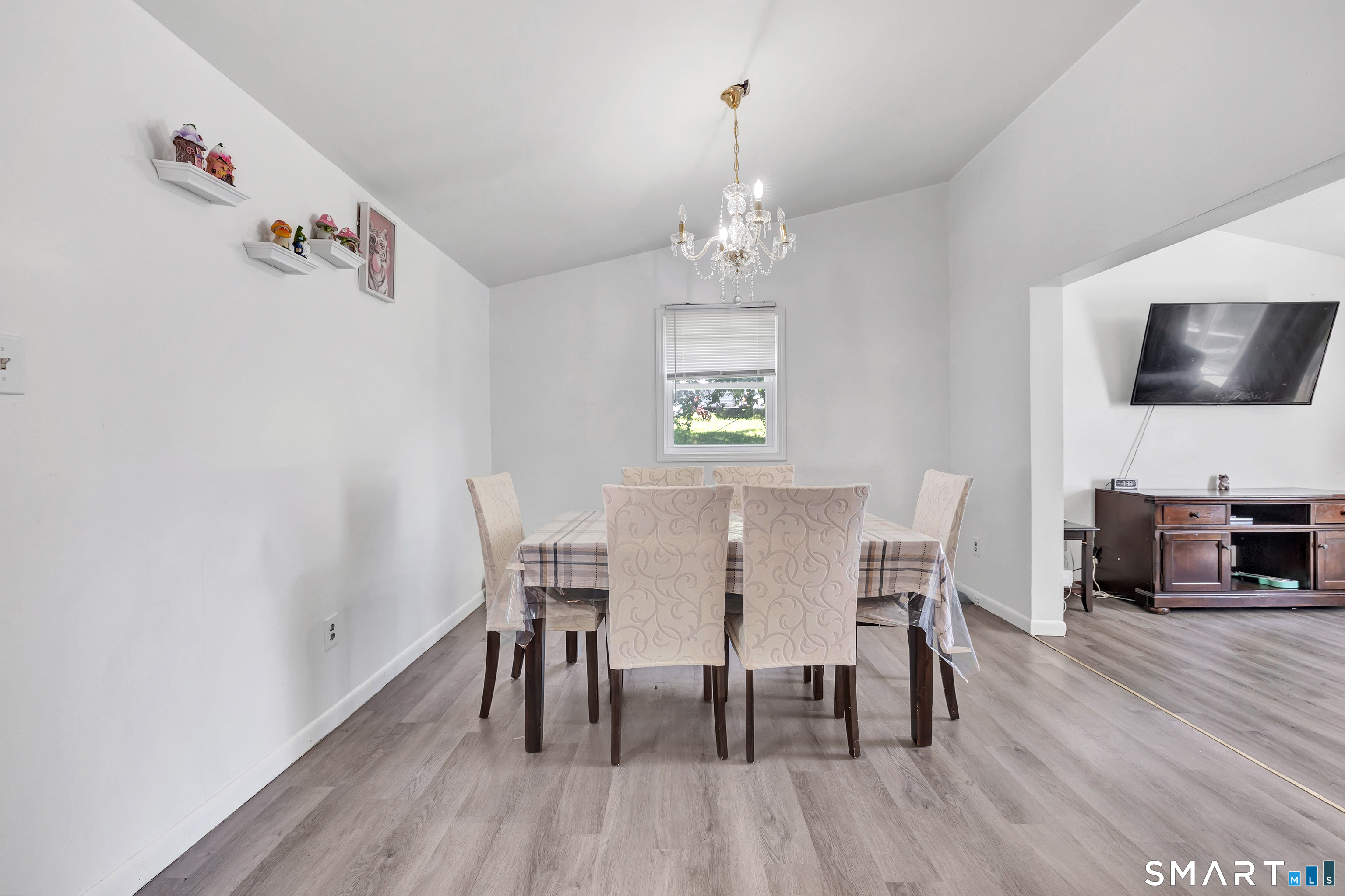 7 Genesee Street East Haven CT 06512