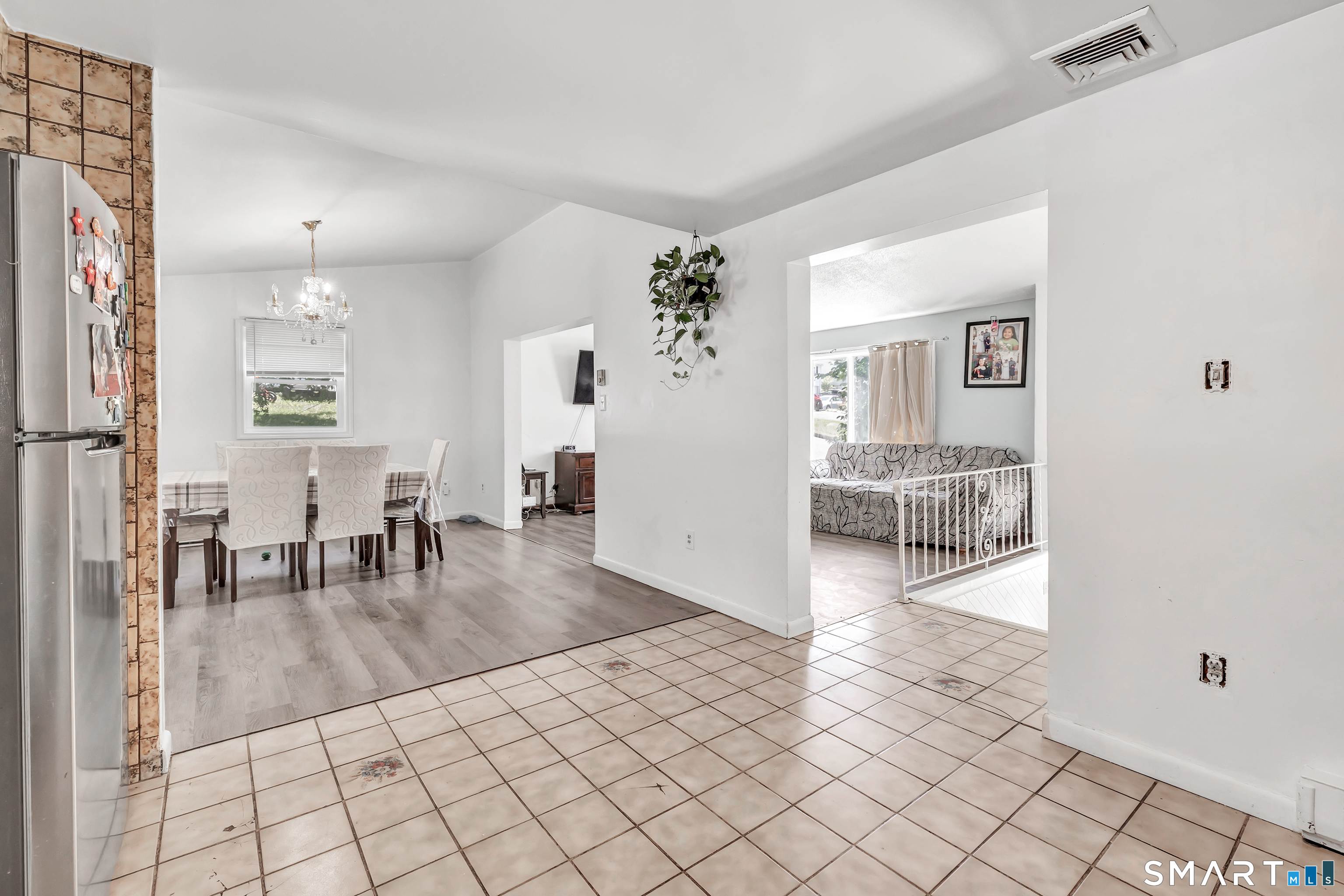 7 Genesee Street East Haven CT 06512