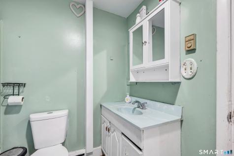 7 Genesee Street East Haven CT 06512
