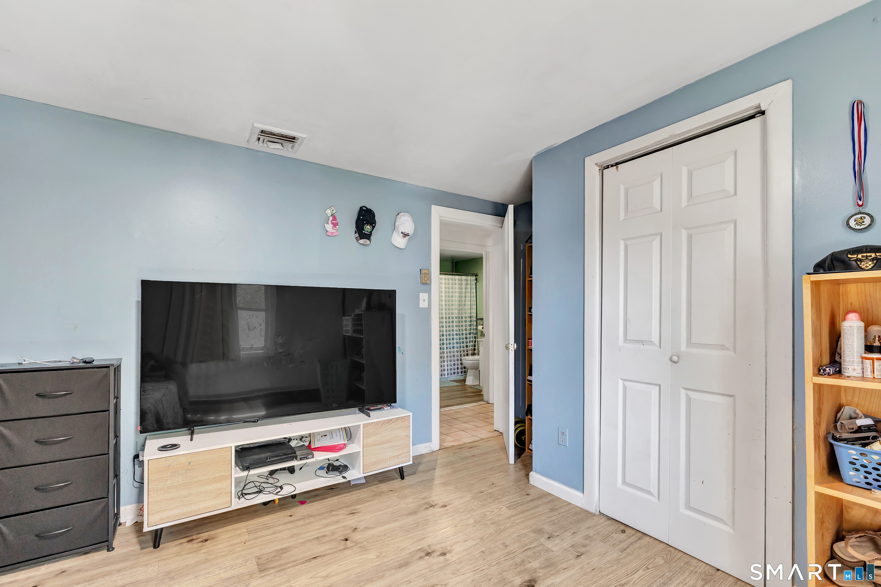 7 Genesee Street East Haven CT 06512
