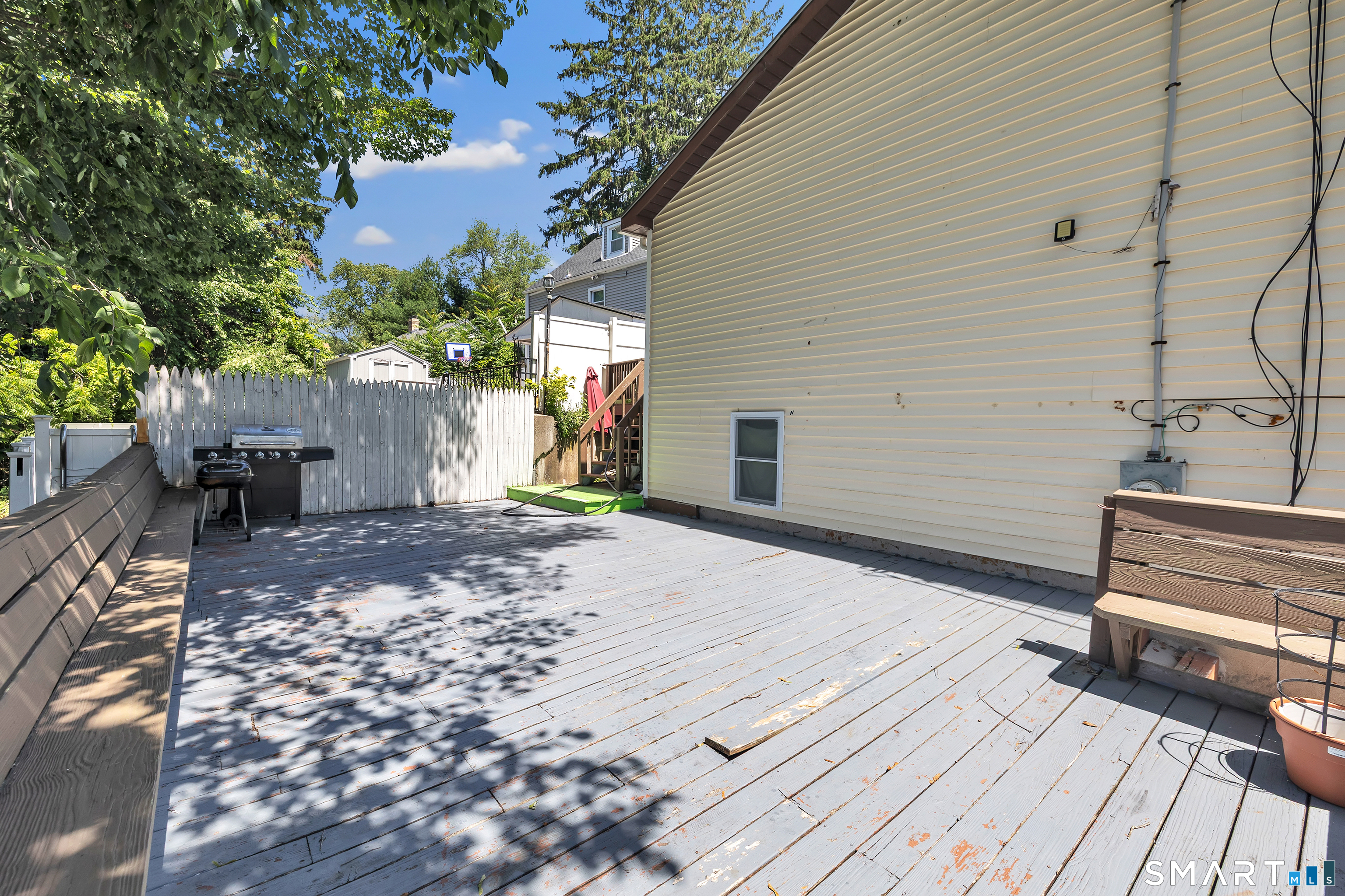7 Genesee Street East Haven CT 06512