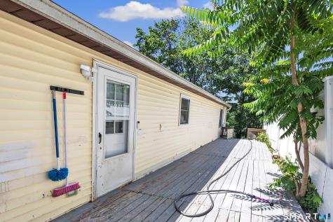 7 Genesee Street East Haven CT 06512