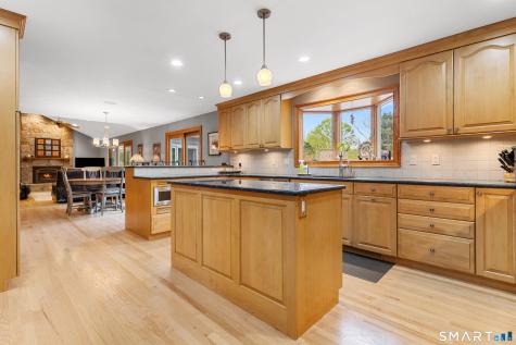 66 Rivergate Lane Berlin CT 06023