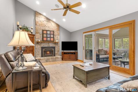 66 Rivergate Lane Berlin CT 06023