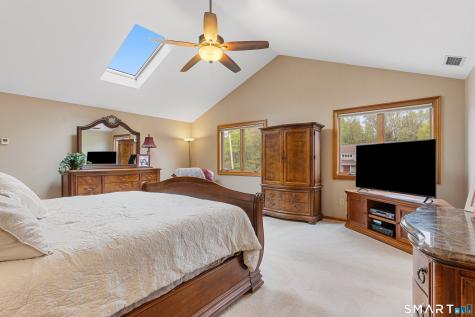 66 Rivergate Lane Berlin CT 06023