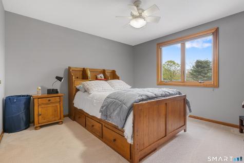 66 Rivergate Lane Berlin CT 06023