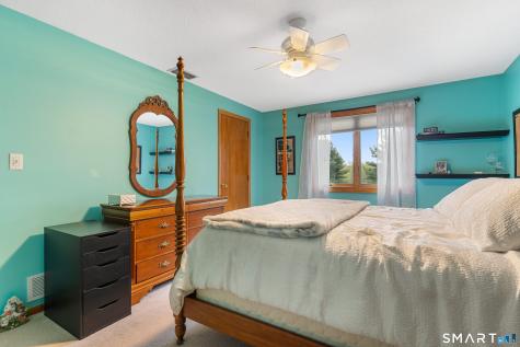 66 Rivergate Lane Berlin CT 06023