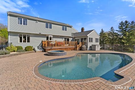 66 Rivergate Lane Berlin CT 06023