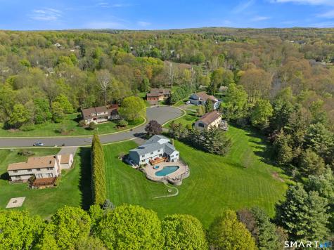 66 Rivergate Lane Berlin CT 06023