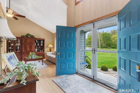 66 Rivergate Lane Berlin CT 06023