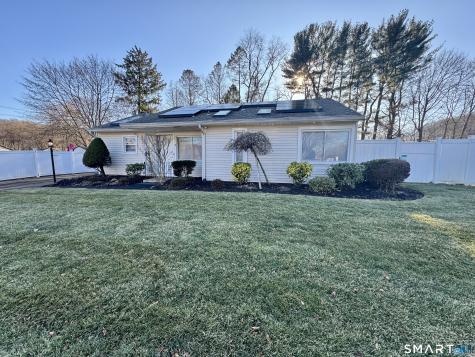 4 Hellstrom Road East Haven CT 06512