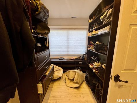 4 Hellstrom Road East Haven CT 06512