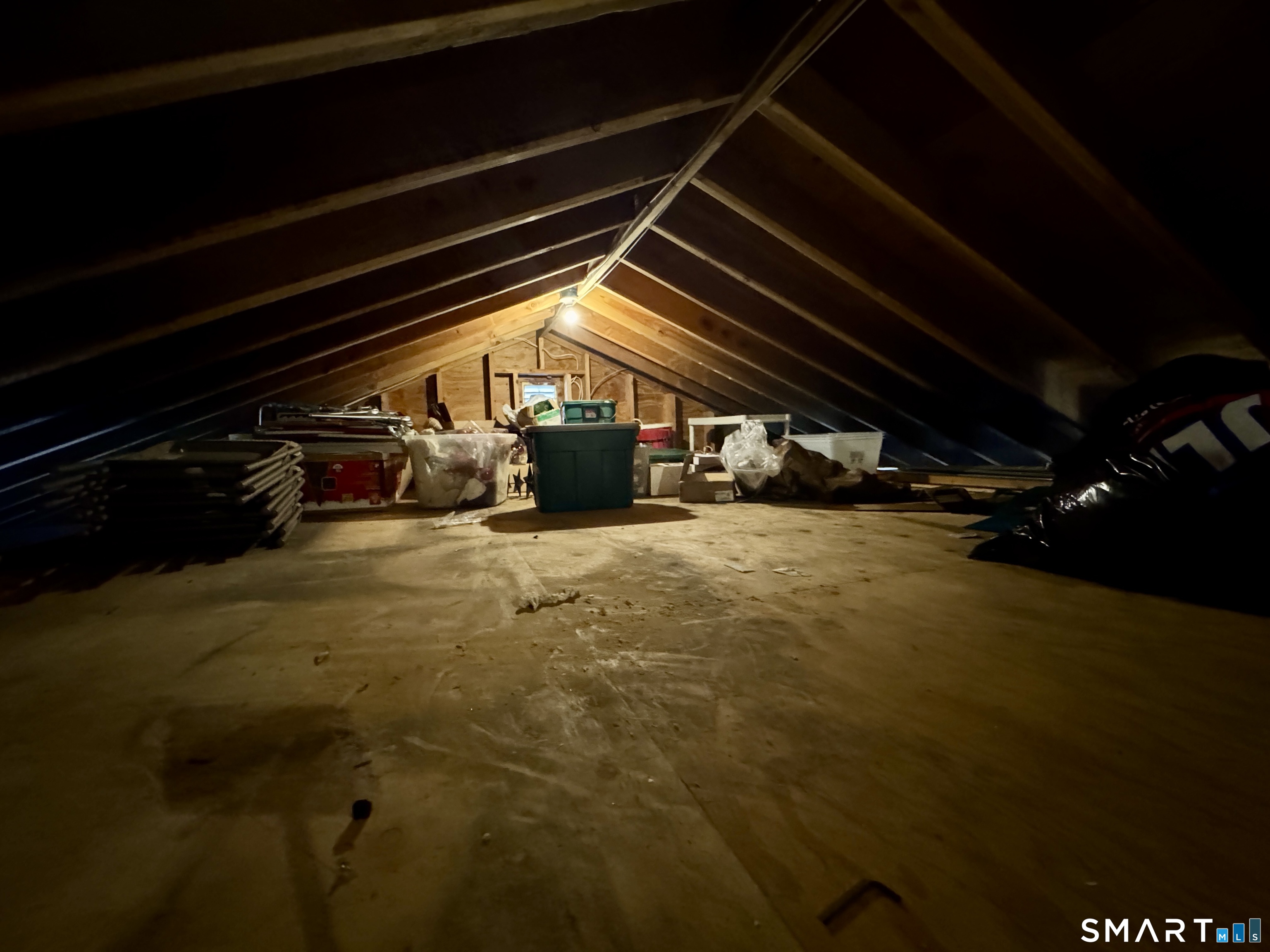 4 Hellstrom Road East Haven CT 06512