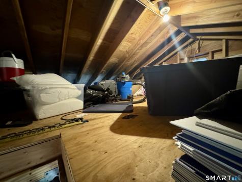 4 Hellstrom Road East Haven CT 06512