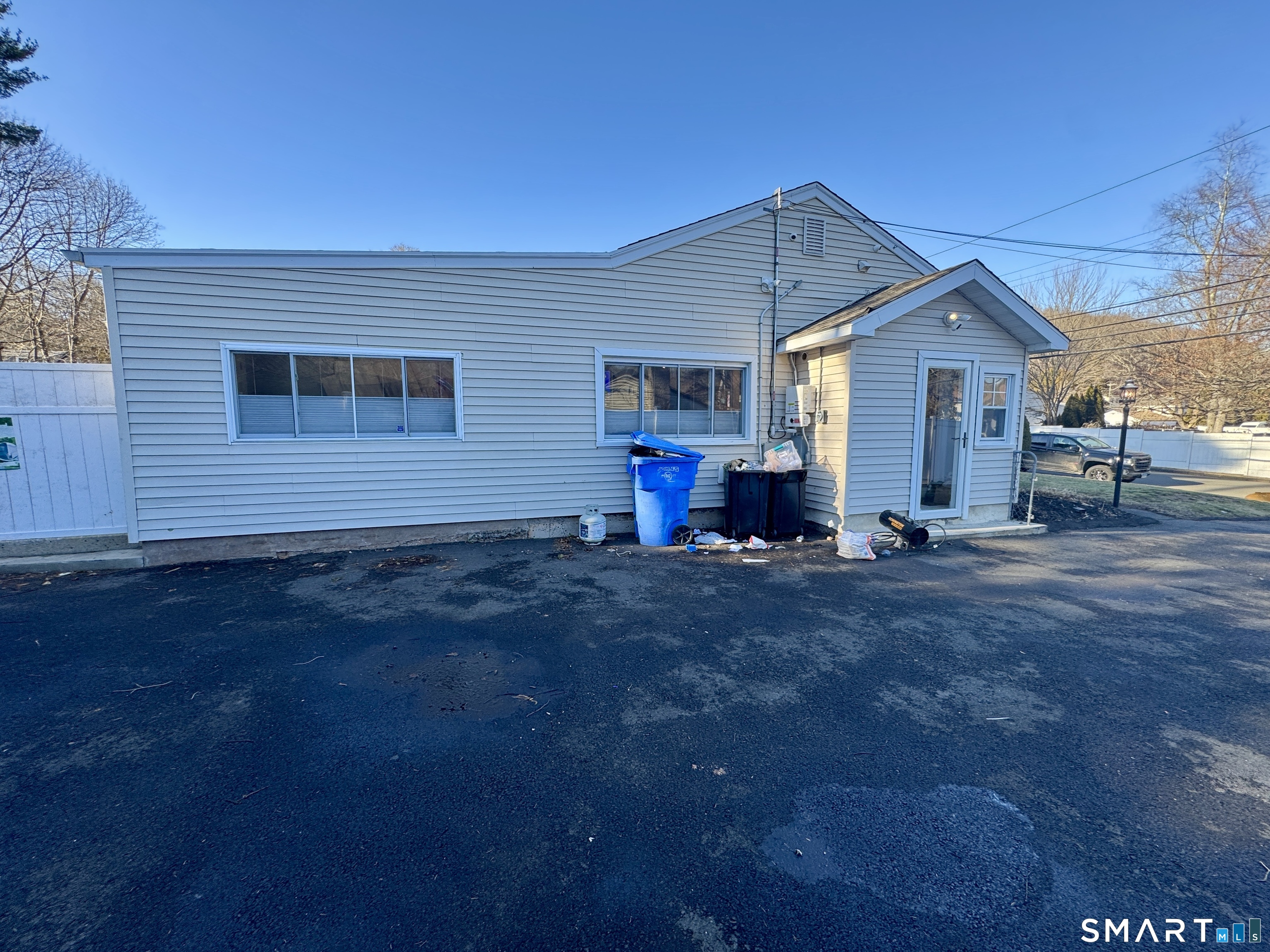 4 Hellstrom Road East Haven CT 06512