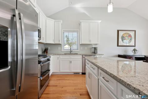 152 Willow Brook Drive Farmington CT 06032