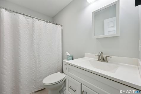 152 Willow Brook Drive Farmington CT 06032