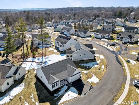152 Willow Brook Drive Farmington CT 06032