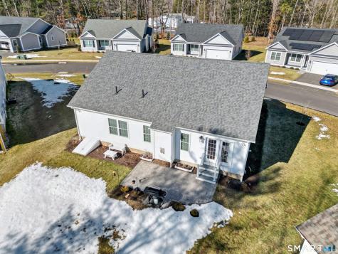 152 Willow Brook Drive Farmington CT 06032