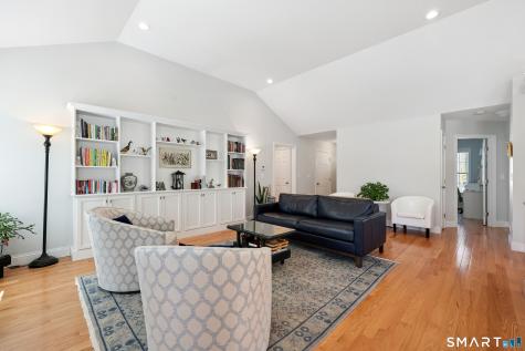 152 Willow Brook Drive Farmington CT 06032
