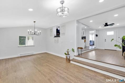 359 Oakland Road South Windsor CT 06074