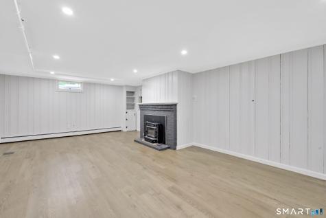 359 Oakland Road South Windsor CT 06074