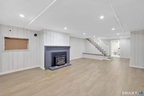 359 Oakland Road South Windsor CT 06074