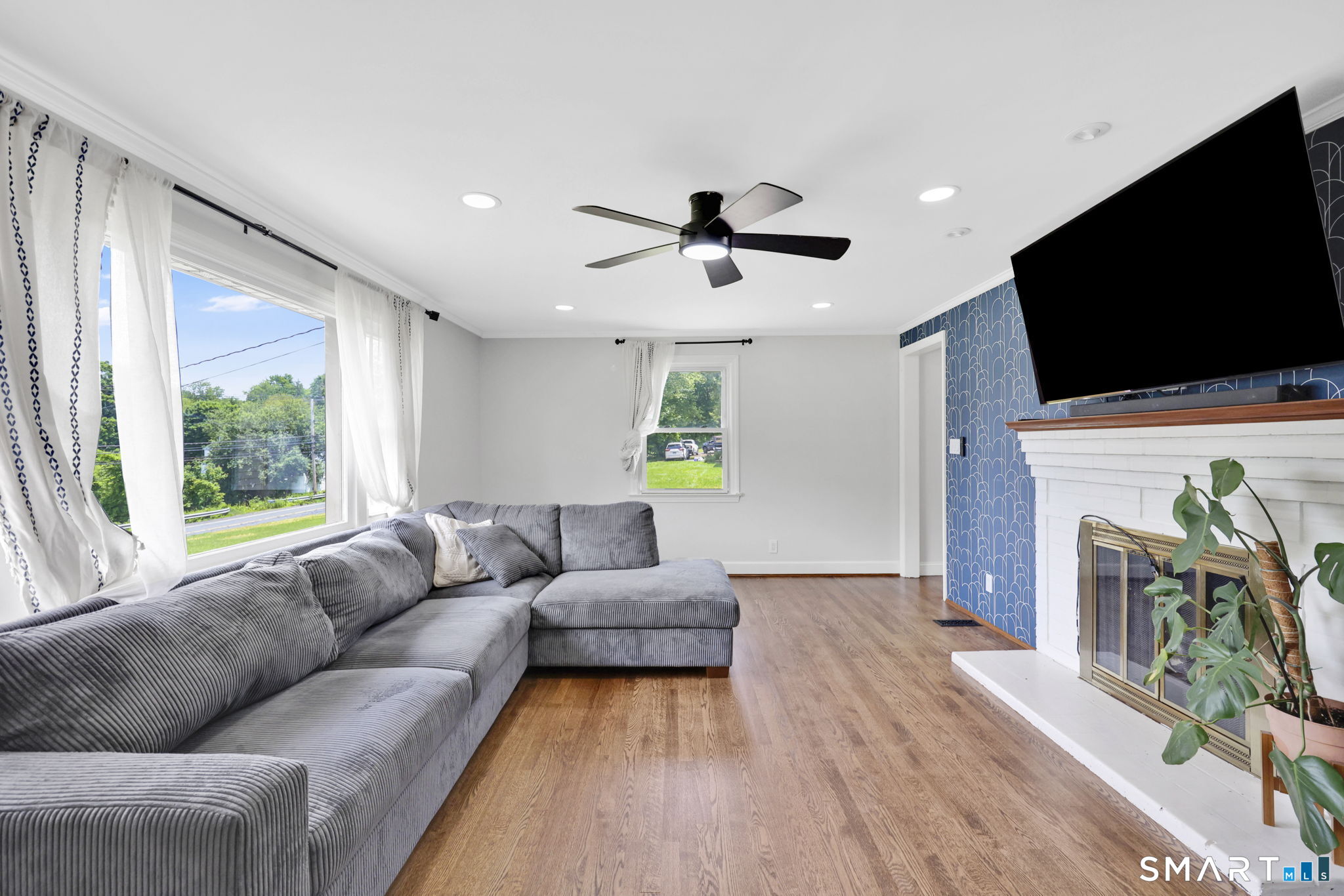 359 Oakland Road South Windsor CT 06074