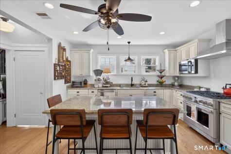 1860 Whitney Avenue Hamden CT 06517